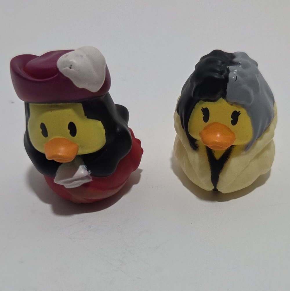 Disney Duckalooz Villians Captain Hook and Cruella